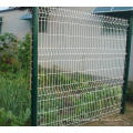 welded wire mesh fence panels in 6 gauge./black welded wire fence mesh panel/triangle bending welded wire mesh fence